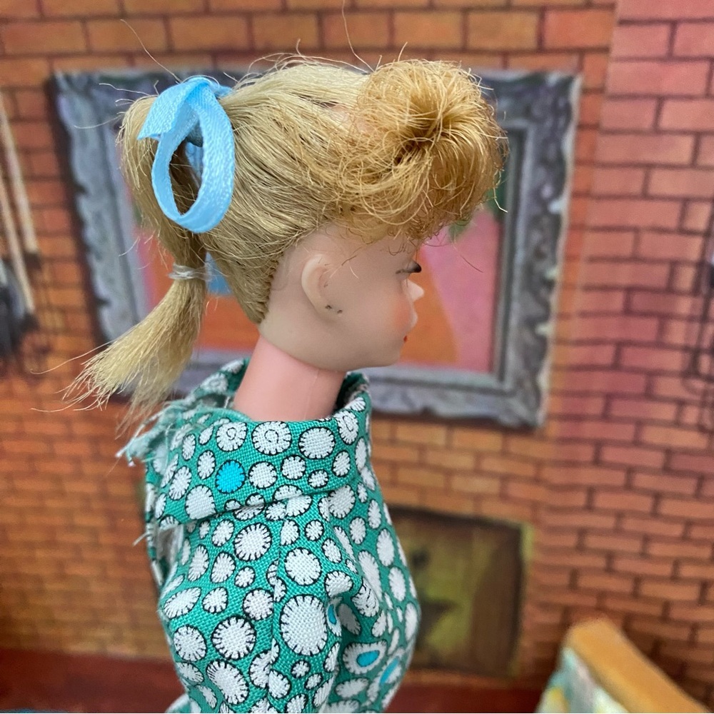 1960's Polly by Valentine - Picture 6 of 9